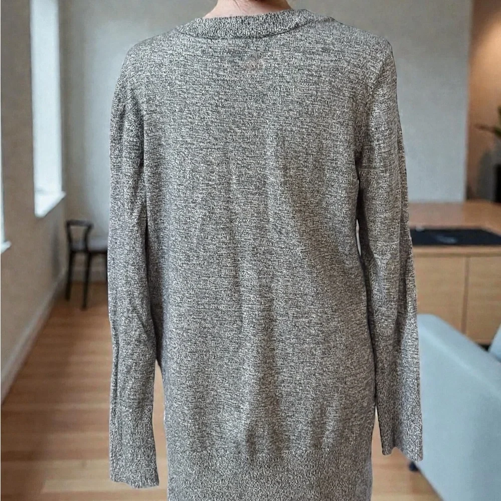 Banana Republic Gray V-Neck Sweater